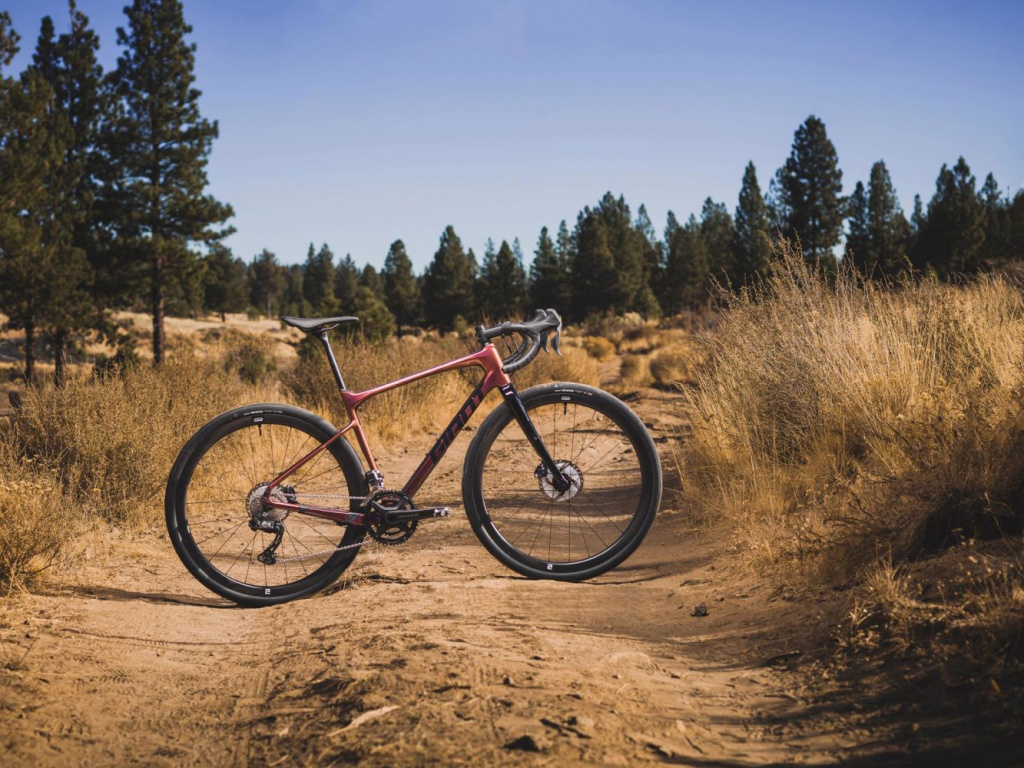 revolt_adv_pro_galery05.jpg revolt_adv_pro_galery05.jpg