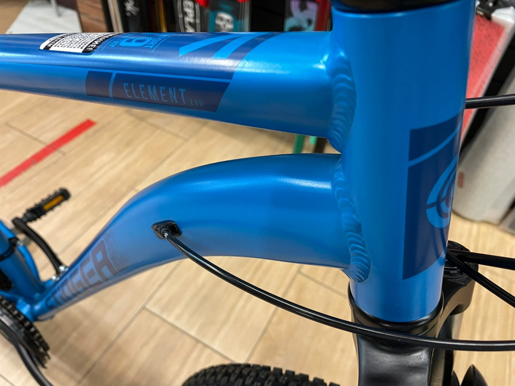 AuP0bZp9e8s.jpg AuP0bZp9e8s.jpg