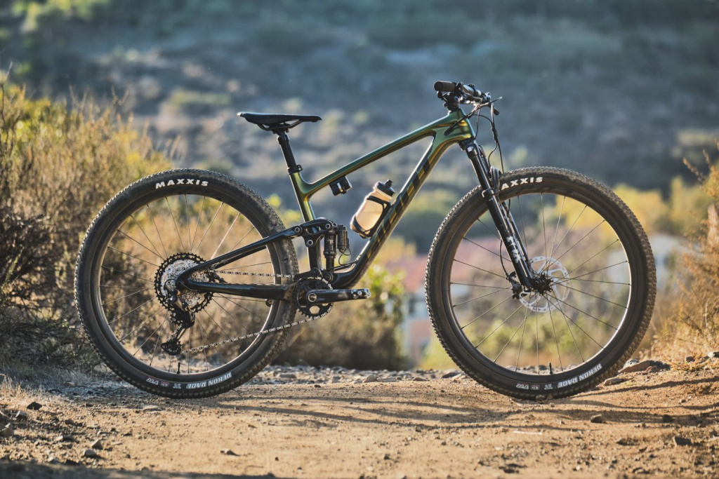 anthem_adv_pro29_gallery16.jpg anthem_adv_pro29_gallery16.jpg